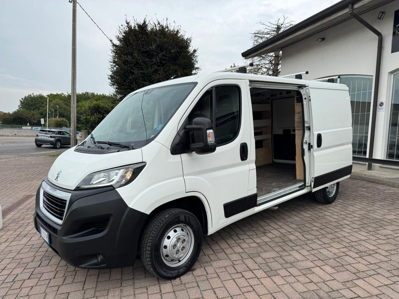 Peugeot Boxer 330 2.0 BlueHDi 130CV PC-TN Furgone