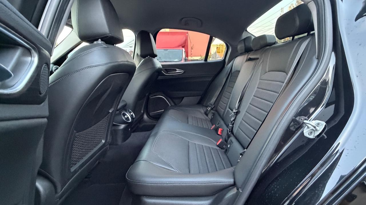 ALFA ROMEO GIULIA 2.2 SUPER AT8 190CV - FULL LED, PELLE, SEDILI RISCALDATI