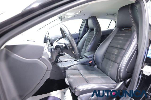 MERCEDES-BENZ GLA 200 D AUTOMATIC SPORT