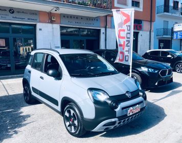 Fiat Panda 1.0 FireFly S&S Hybrid City Cross GRIGIO
