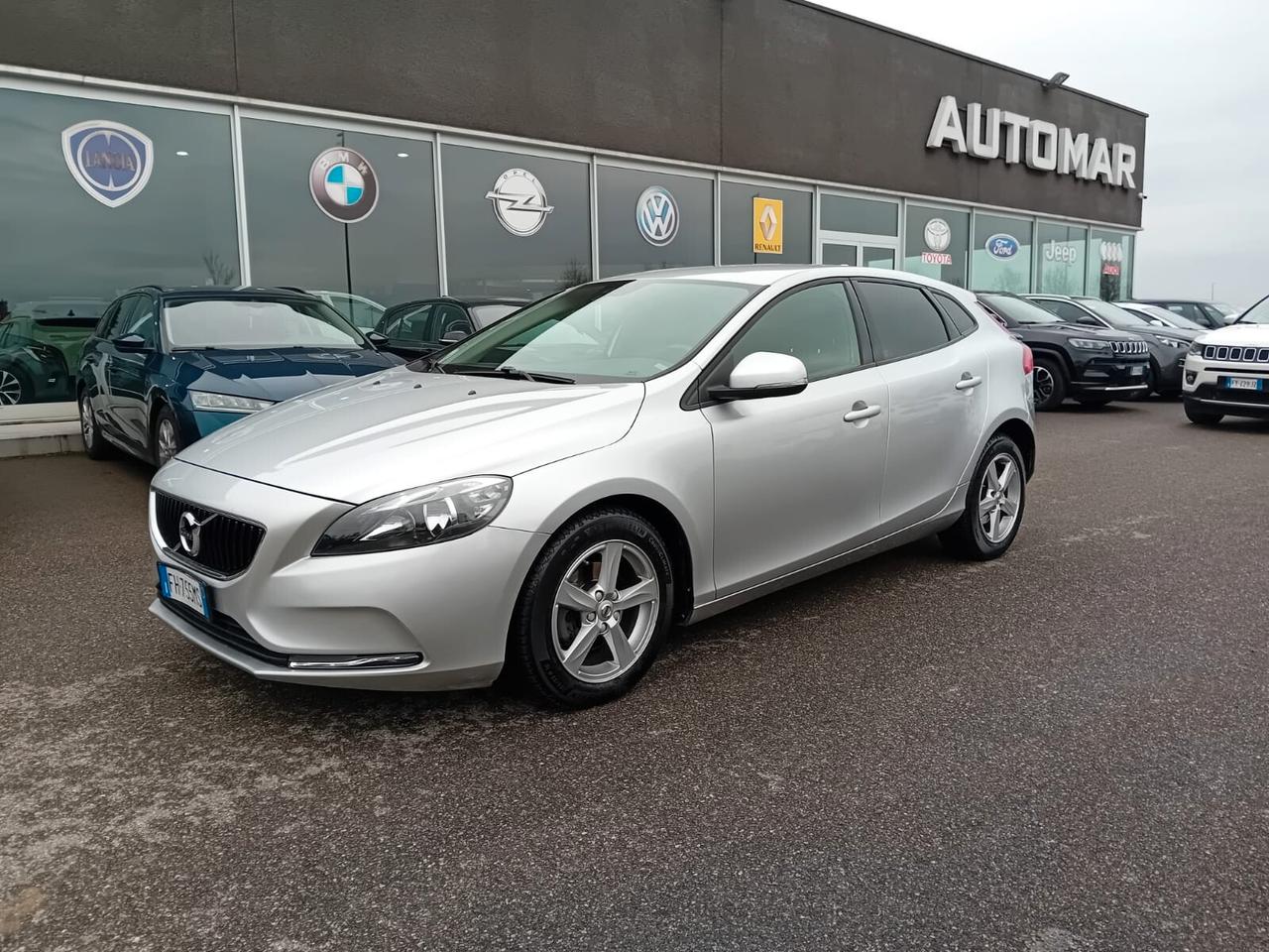 Volvo V40 2.0 d2 eco Business E6