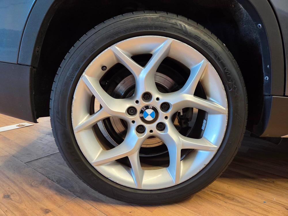 BMW X1 sdrive18d my12