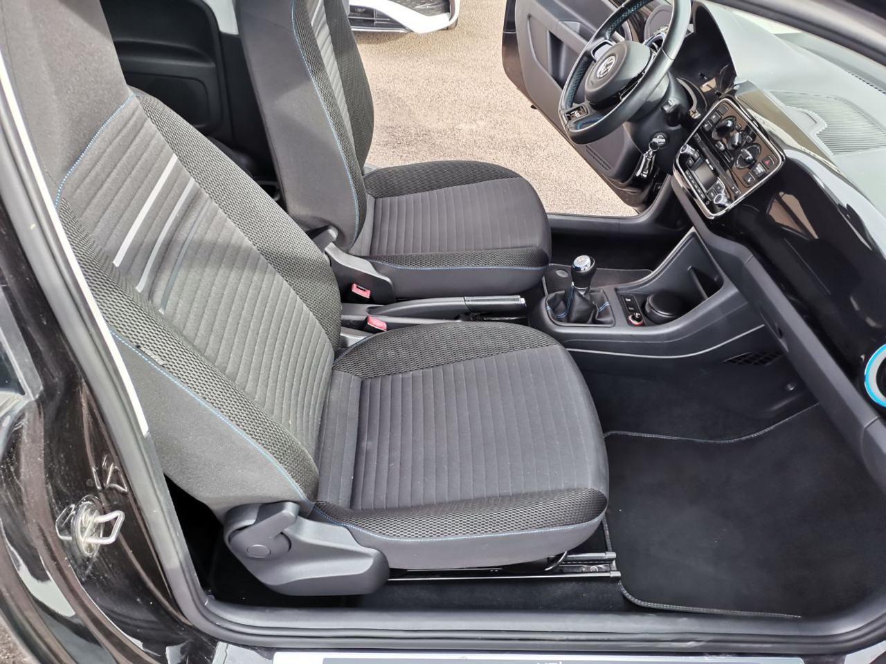 Volkswagen up! 1.0 3p. move