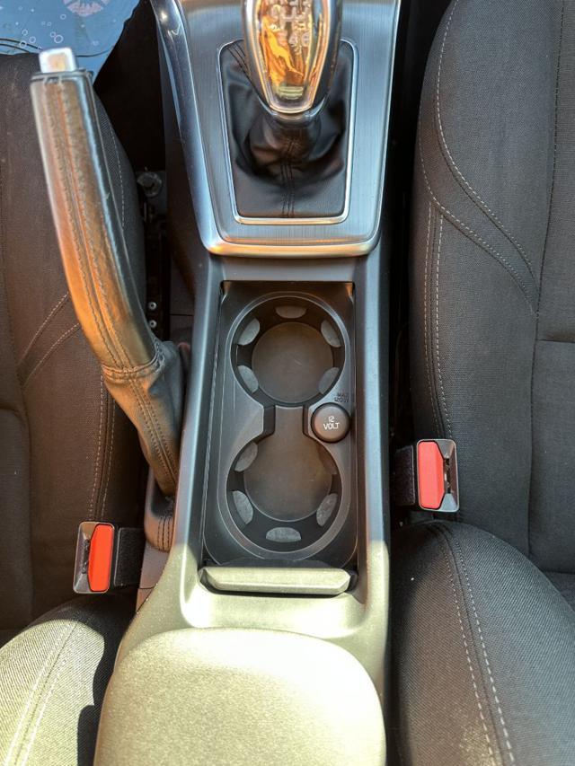 VOLVO V40 D2 1.6 Momentum