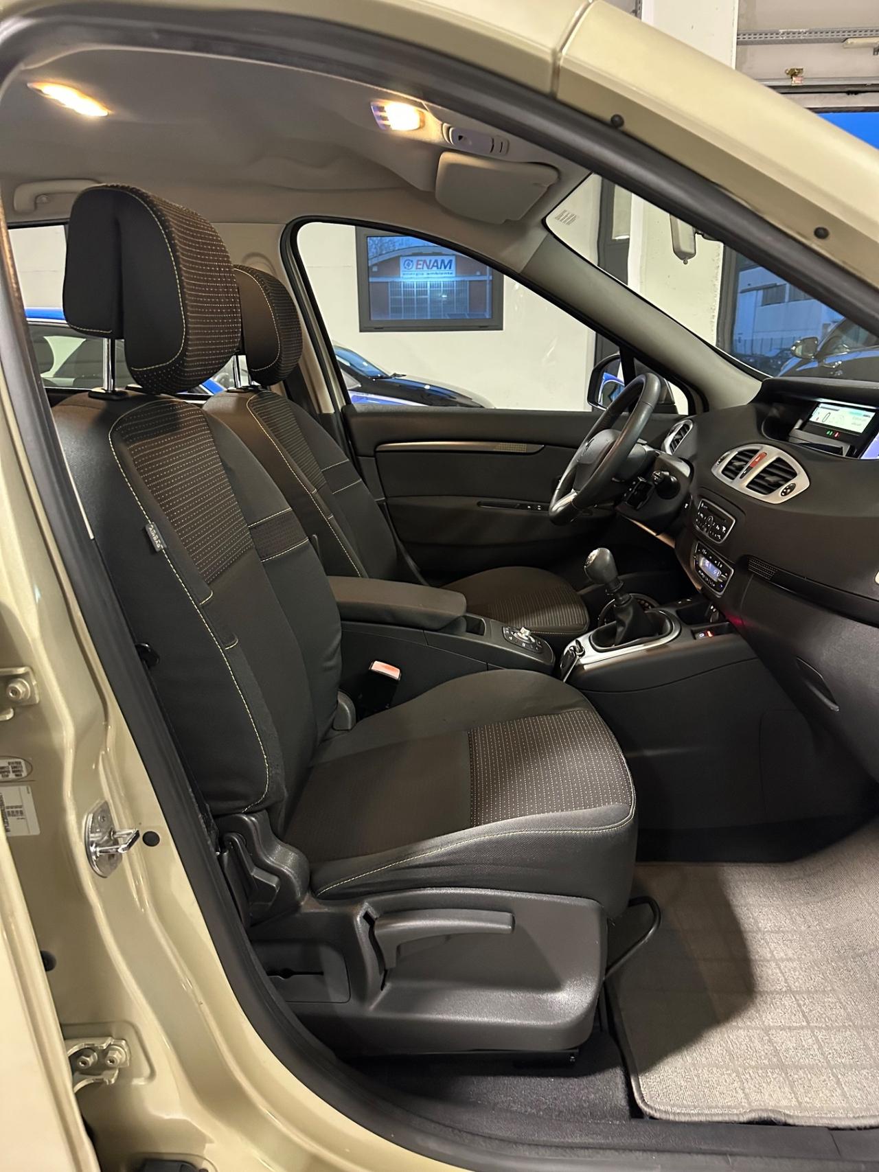 Renault Scenic Scénic X-Mod 1.5 dCi 110CV Luxe