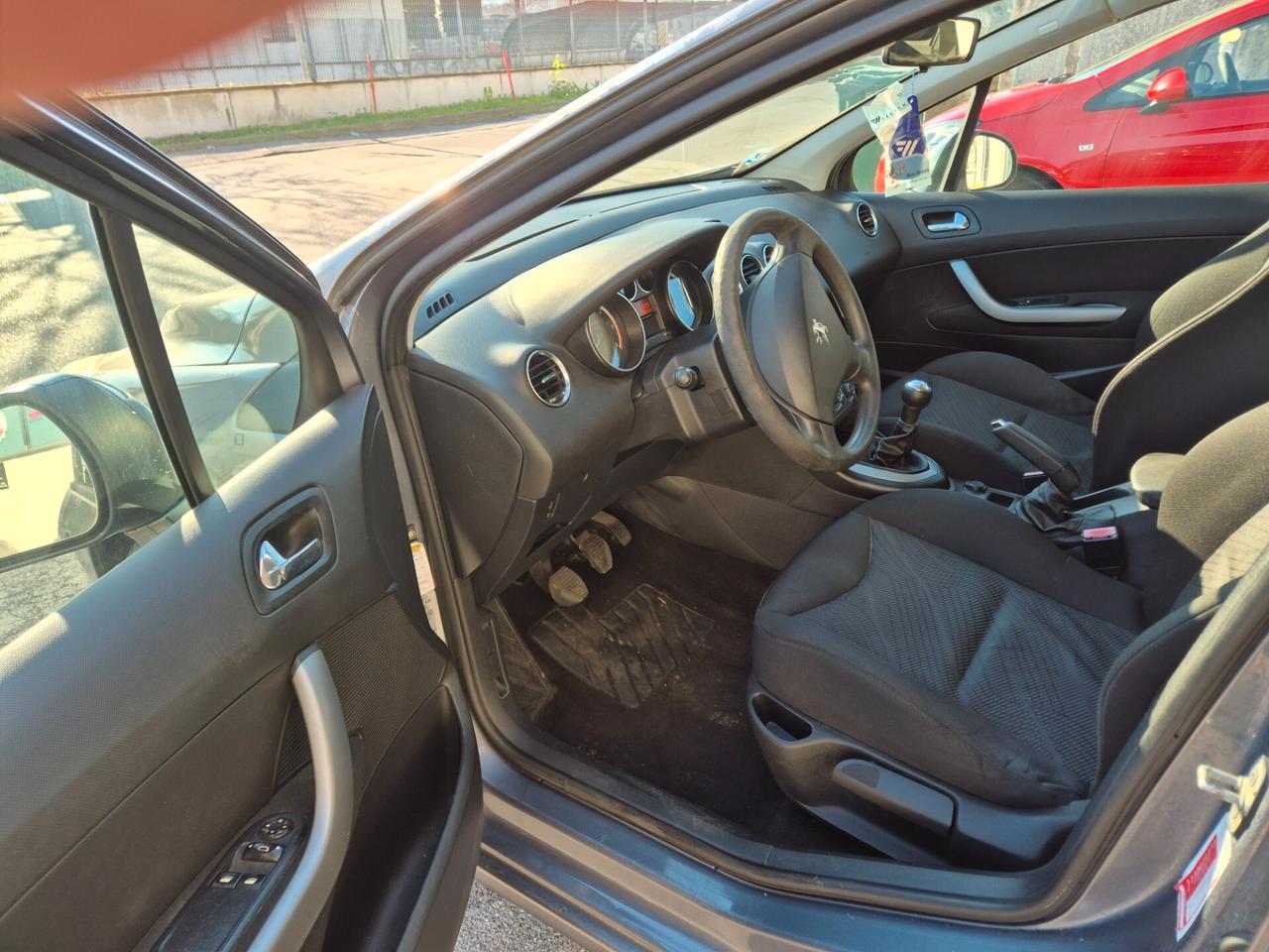 Peugeot 308 1.6 HDi 90CV 5p. Premium