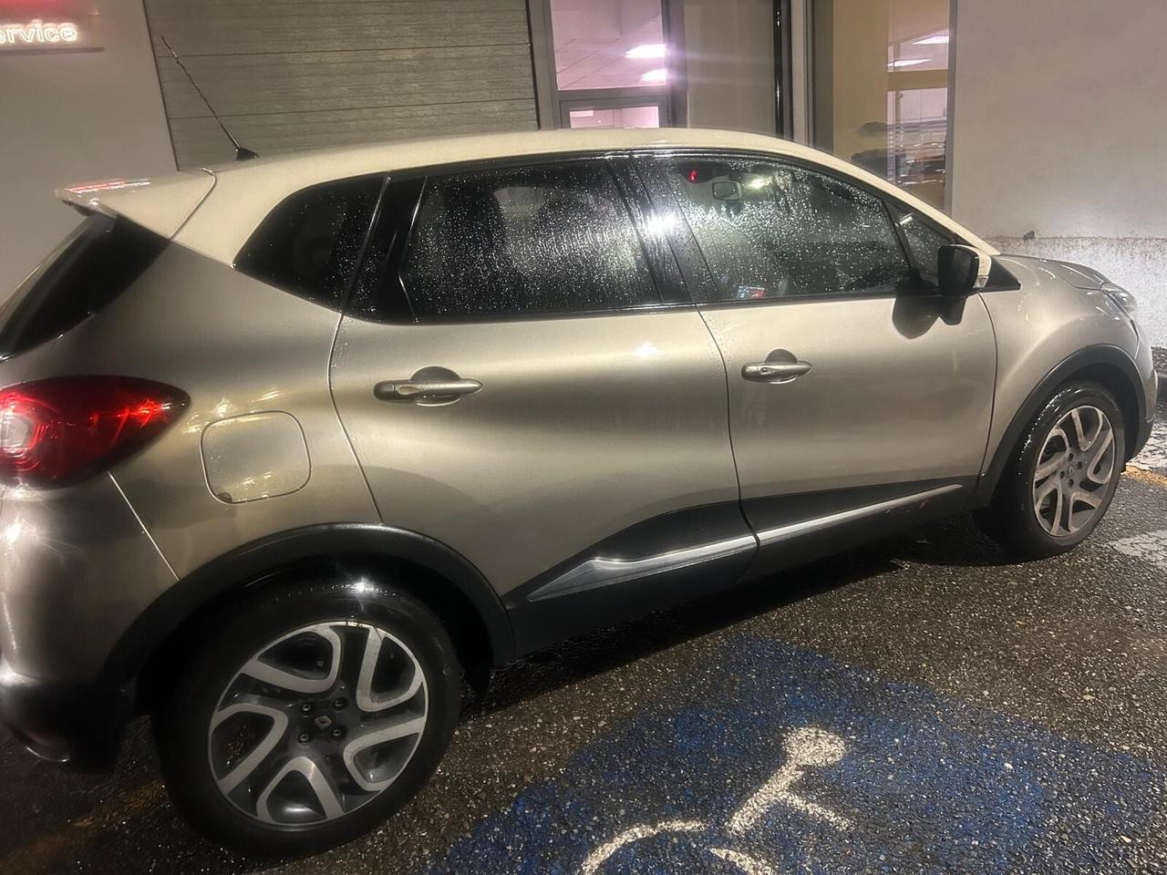 Renault Captur 1.5 dCi FULL OPTIONAL uniproprietario