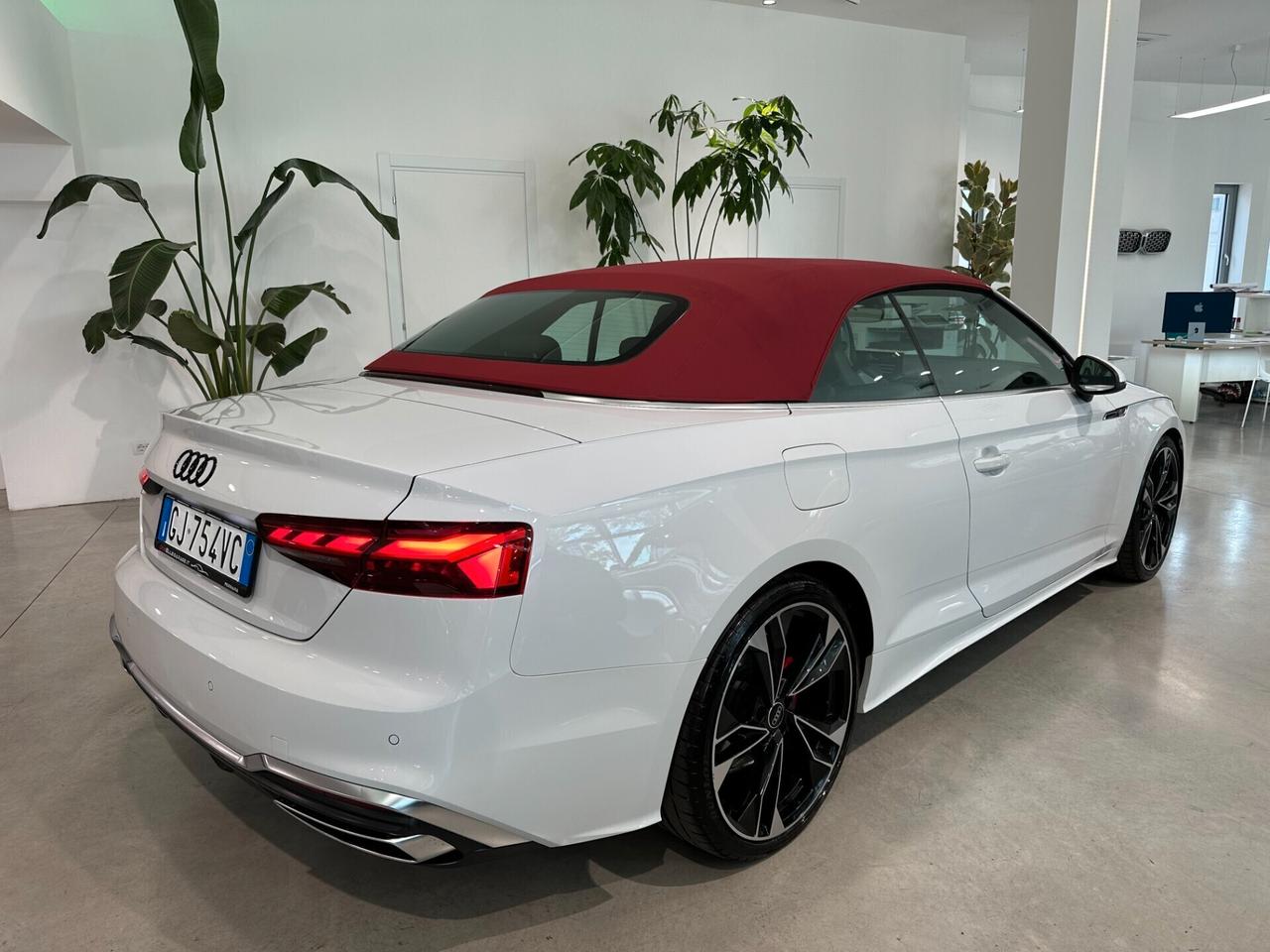 Audi A5 Cabrio 40 2.0 TDI mhev S tronic S line edition 204cv