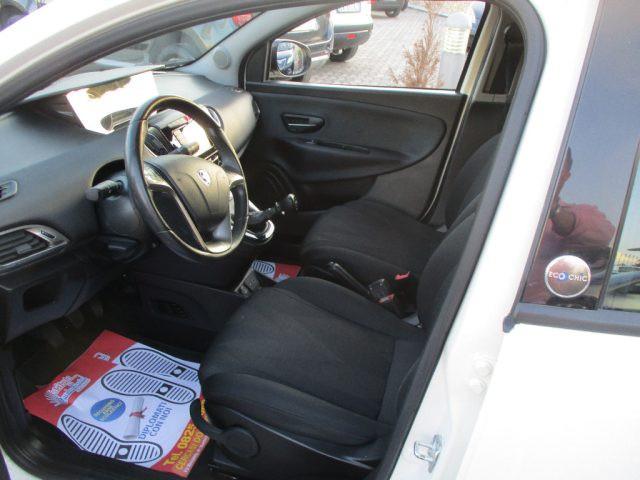 LANCIA Ypsilon 1.2 69 CV 5 porte GPL Ecochic Gold