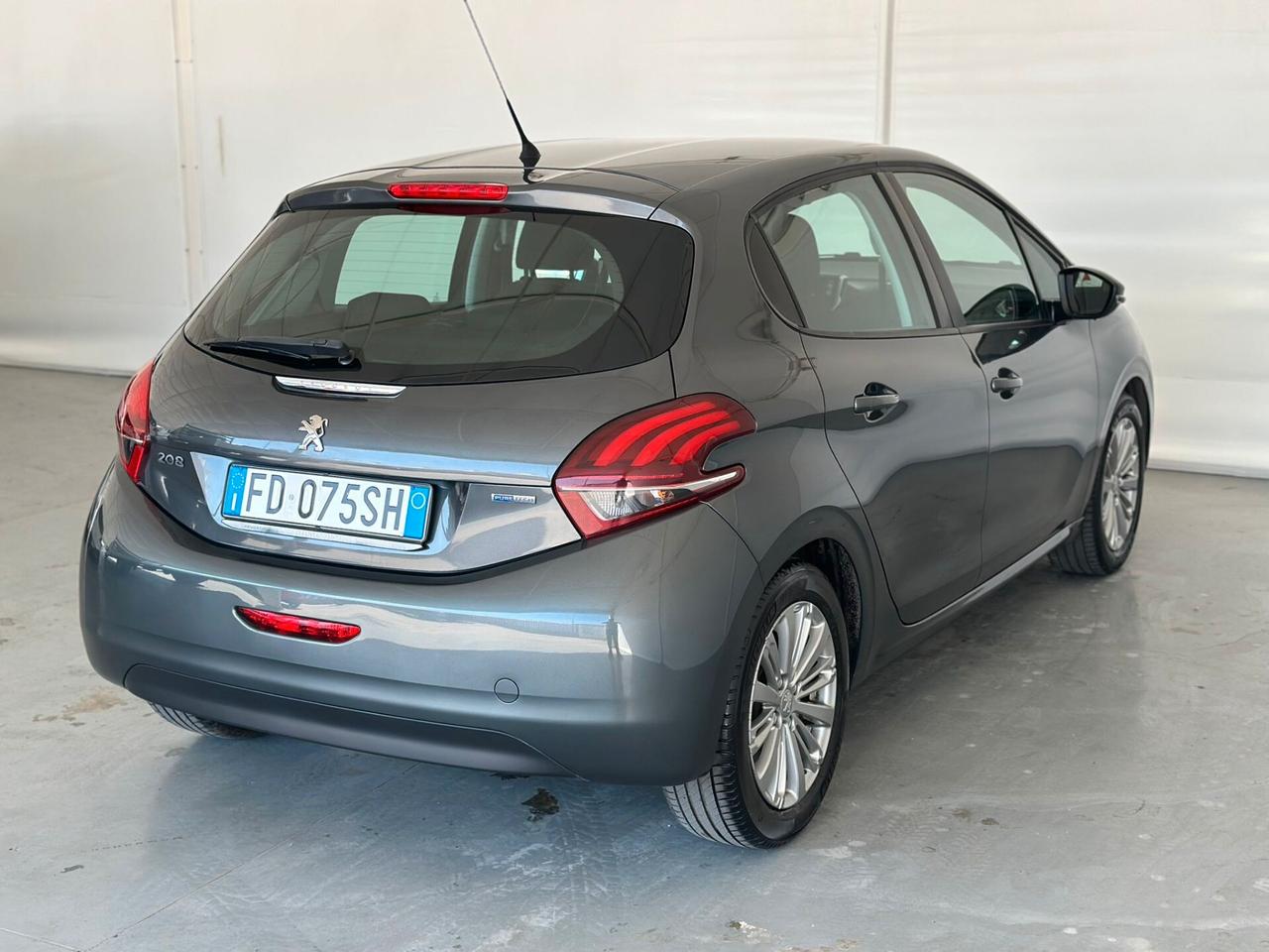 Peugeot 208 1.2 GPL 2016