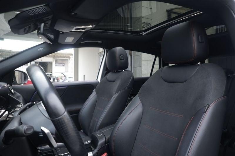 Mercedes-Benz GLA Mercedes-Benz GLA 200 d Automatic 4Matic Premium Tetto Panoramico Unicoproprietario