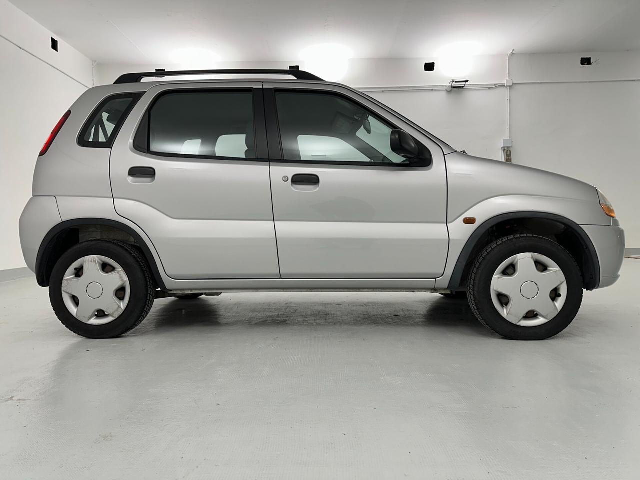 Suzuki Ignis 1.3i 16V cat 4WD GL unico propietario