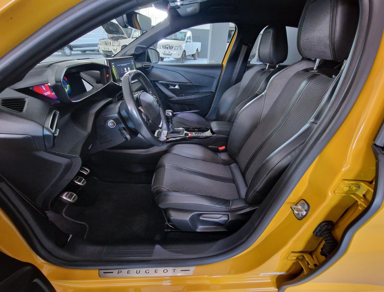 Peugeot 208 BlueHDi 102cv GT Line Euro6