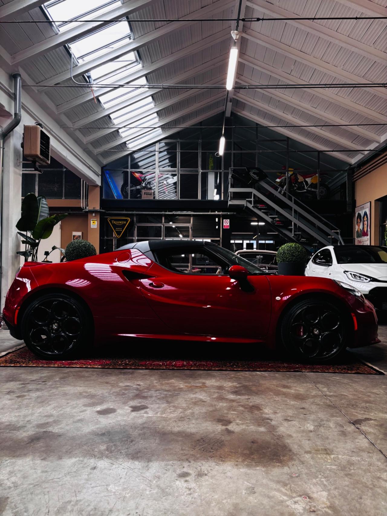Alfa Romeo 4C 1750 TBi Spider