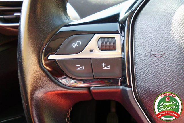 PEUGEOT 3008 BlueHDi 130 S&S Allure