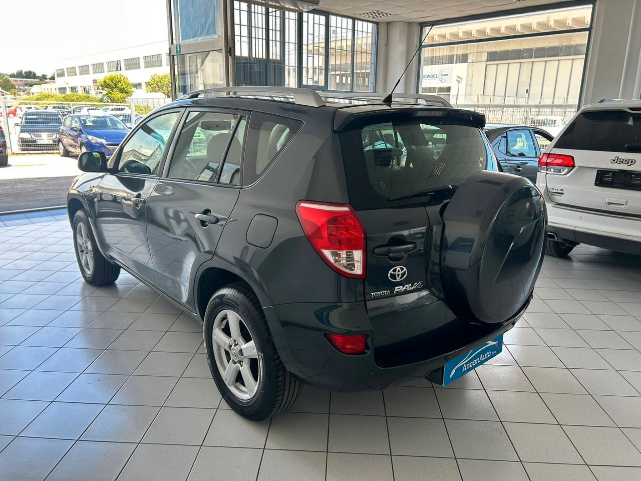 Toyota RAV4 2.2 D-4D 136 CV 2006