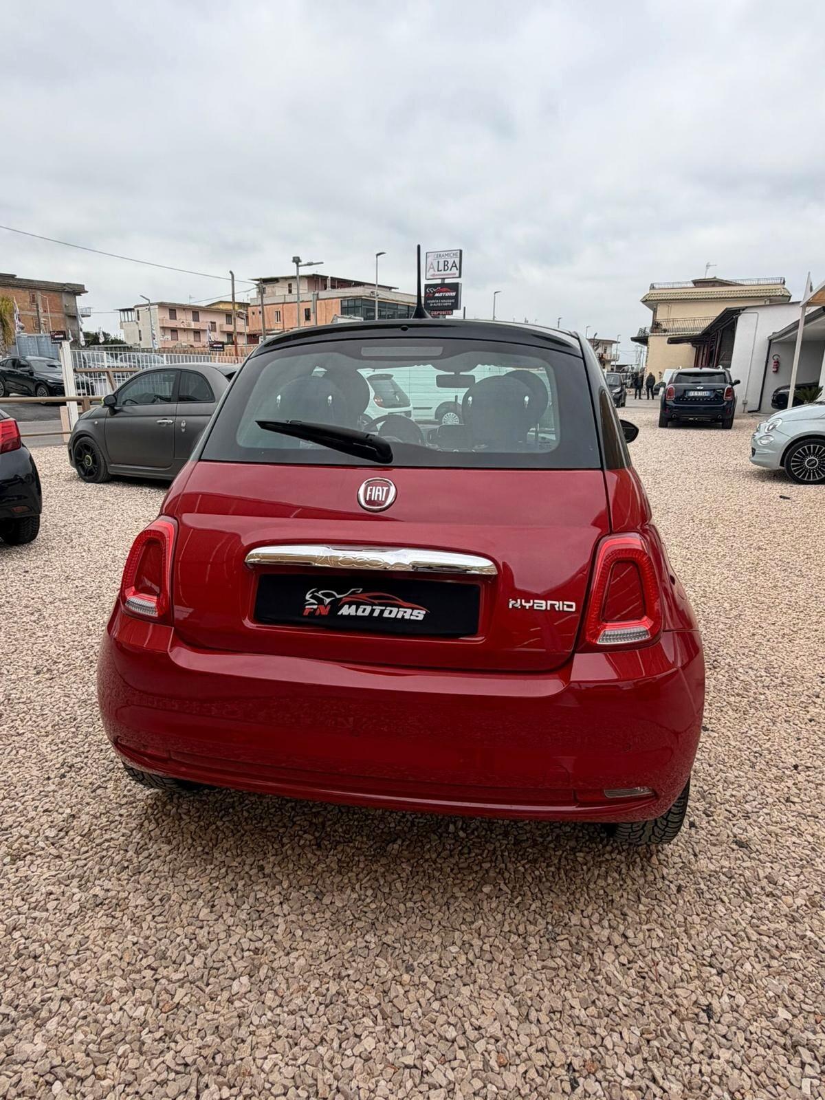 Fiat 500 1.0 Hybrid Red
