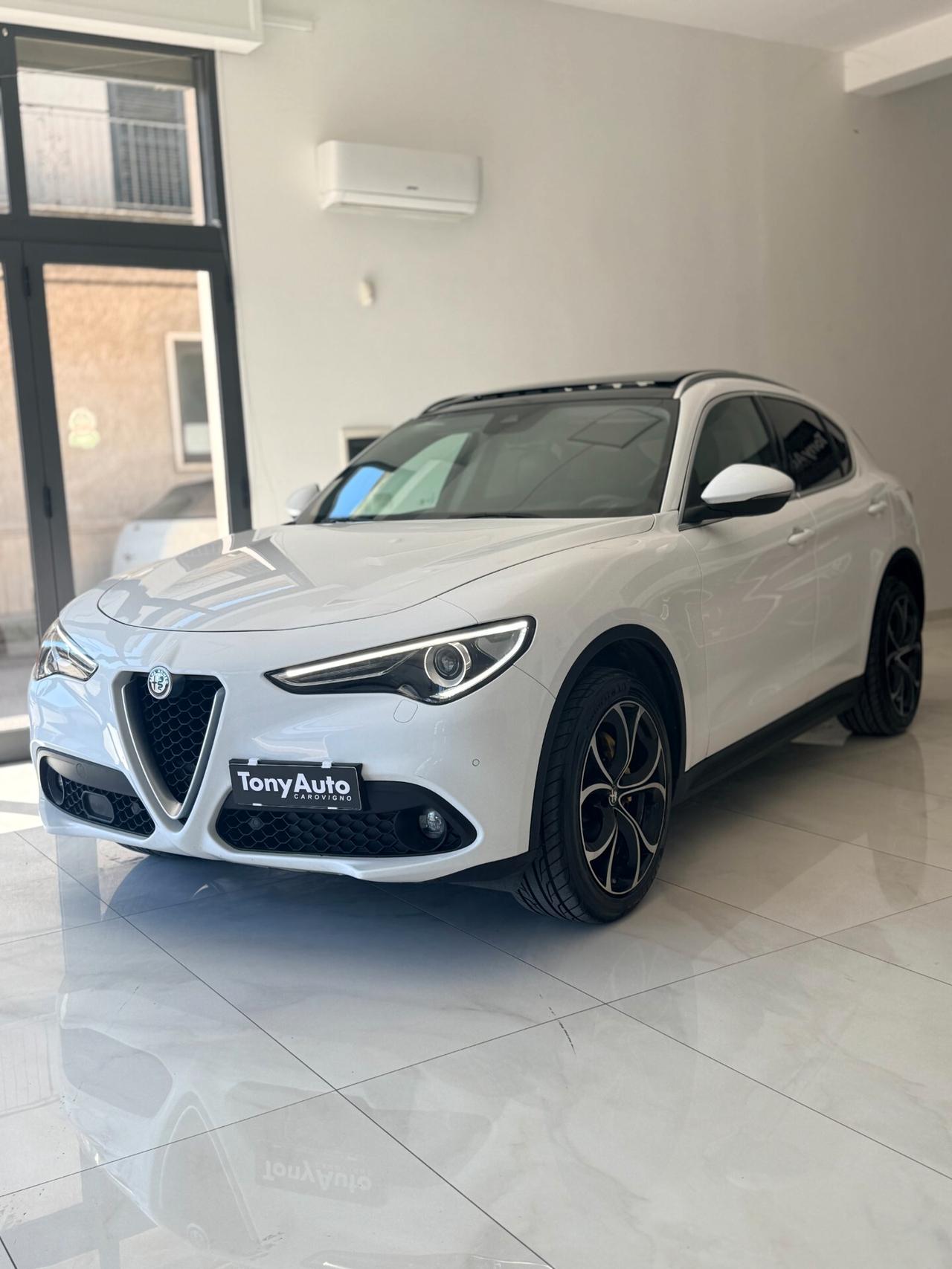 Alfa Romeo Stelvio 2.2 t Super Q4 210cv auto TETTO APRIBILE,TELECAMERA,SEDILI RISCALDABILI,NAVI,ANDROID AUTO,BLOCK SHAF