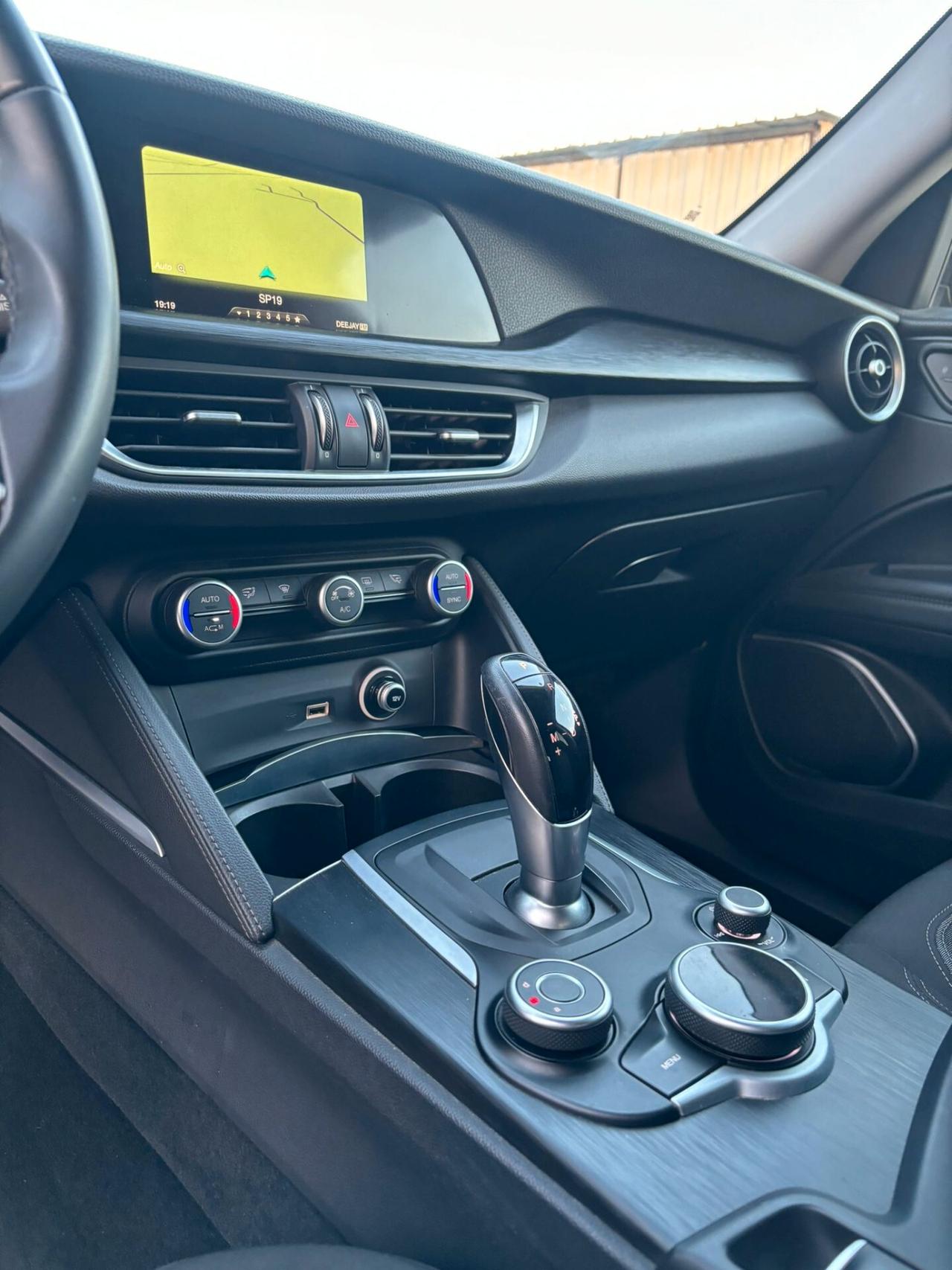 Alfa Romeo Stelvio 2.2 Turbodiesel 190 CV AT8 Q4 B-Tech