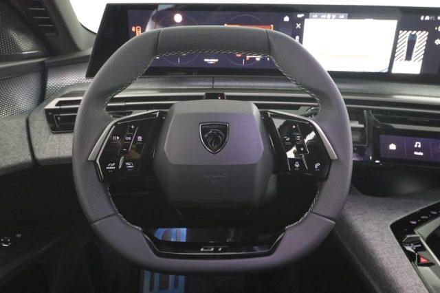 PEUGEOT 5008 3ª serie Hybrid 145 e-DCS6 GT