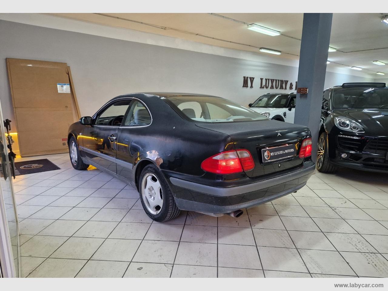 MERCEDES-BENZ CLK 200 Elegance