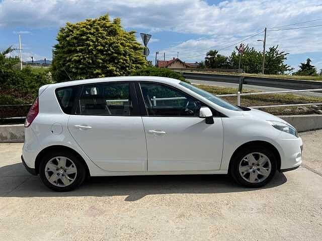 Renault Scenic X-Mod 1.6 Attractive