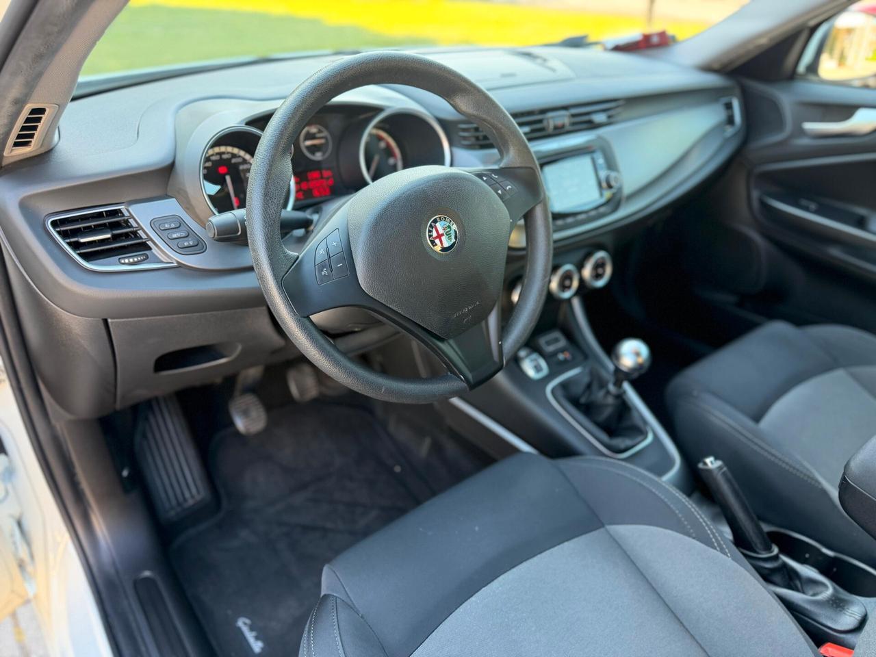 Alfa Romeo Giulietta 1.6 JTDm-2 120 CV Distinctive e6