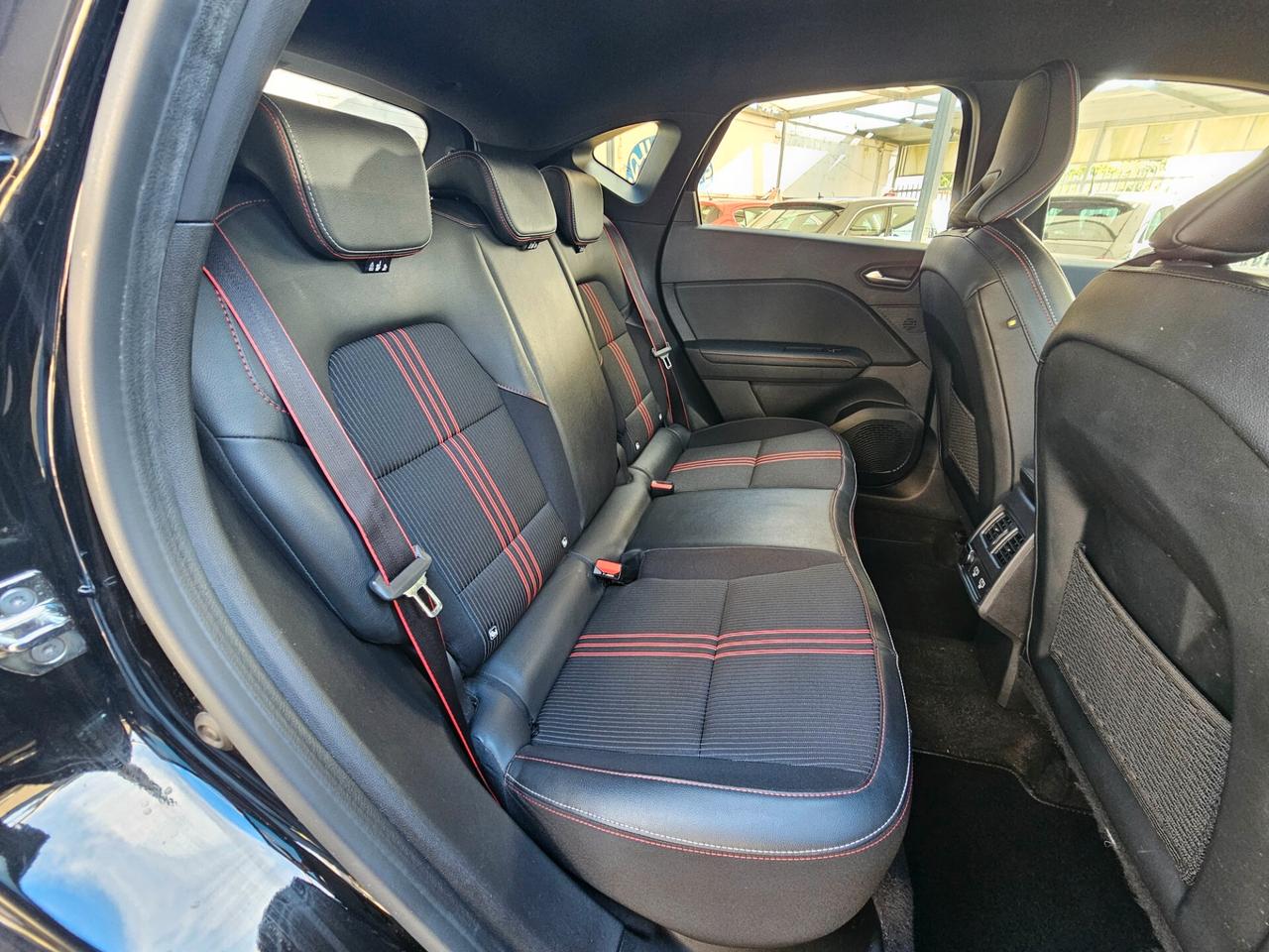 Renault Captur Full Hybrid E-Tech 145 CV RS Line