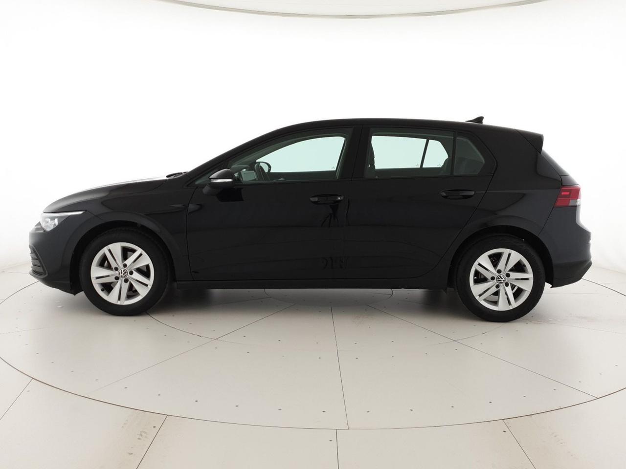 Volkswagen Golf 1.5 tgi life 130cv