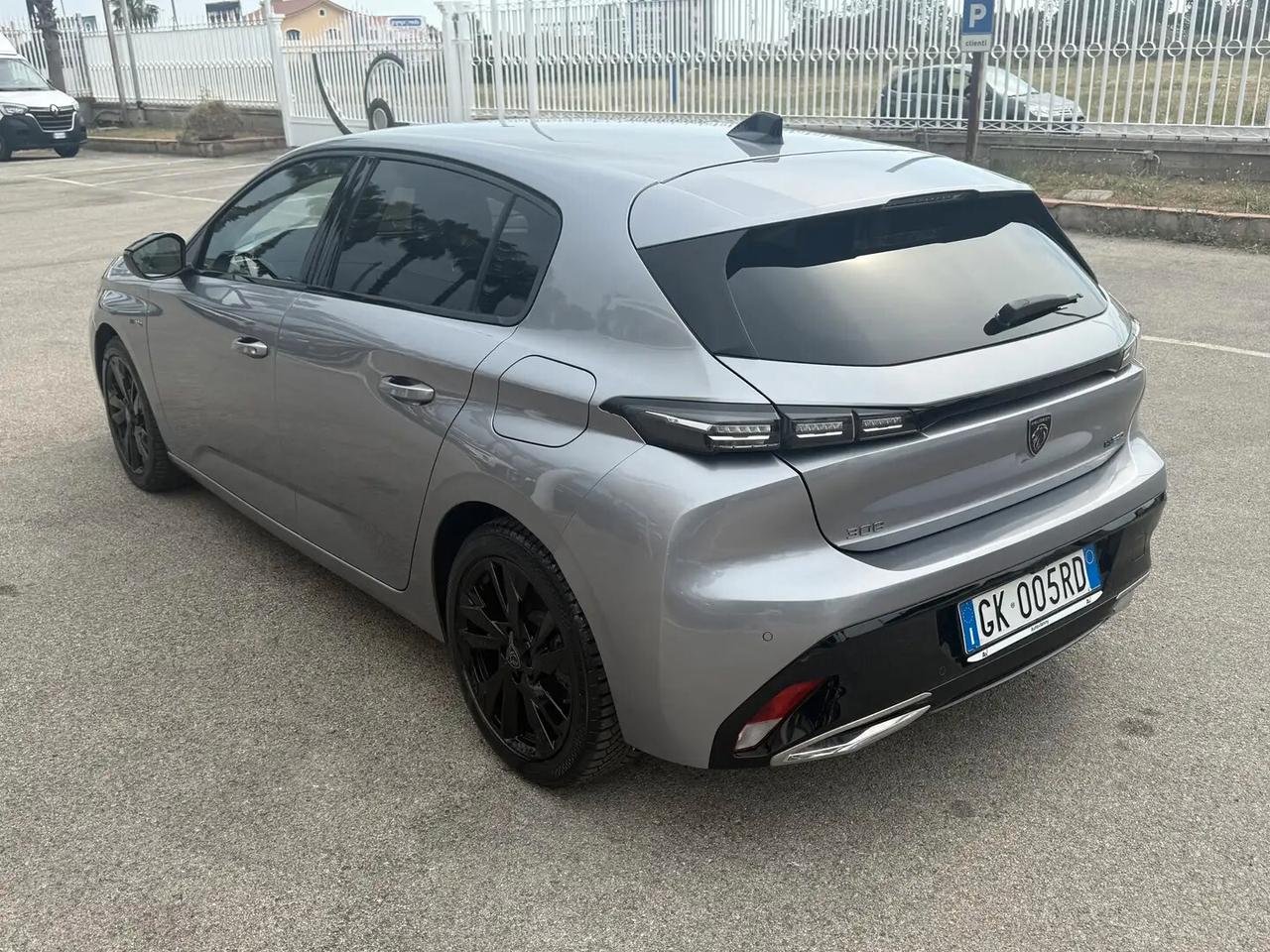 Peugeot 308 Plug-in Hybrid 180 e-EAT8 Allure Pack