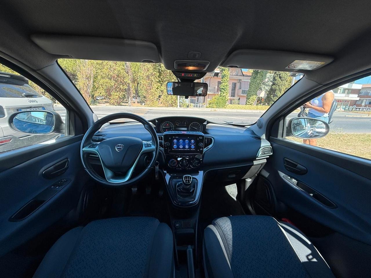 Lancia Ypsilon 1.2 69 CV 5 porte GPL Ecochic NESSUN VINCOLO