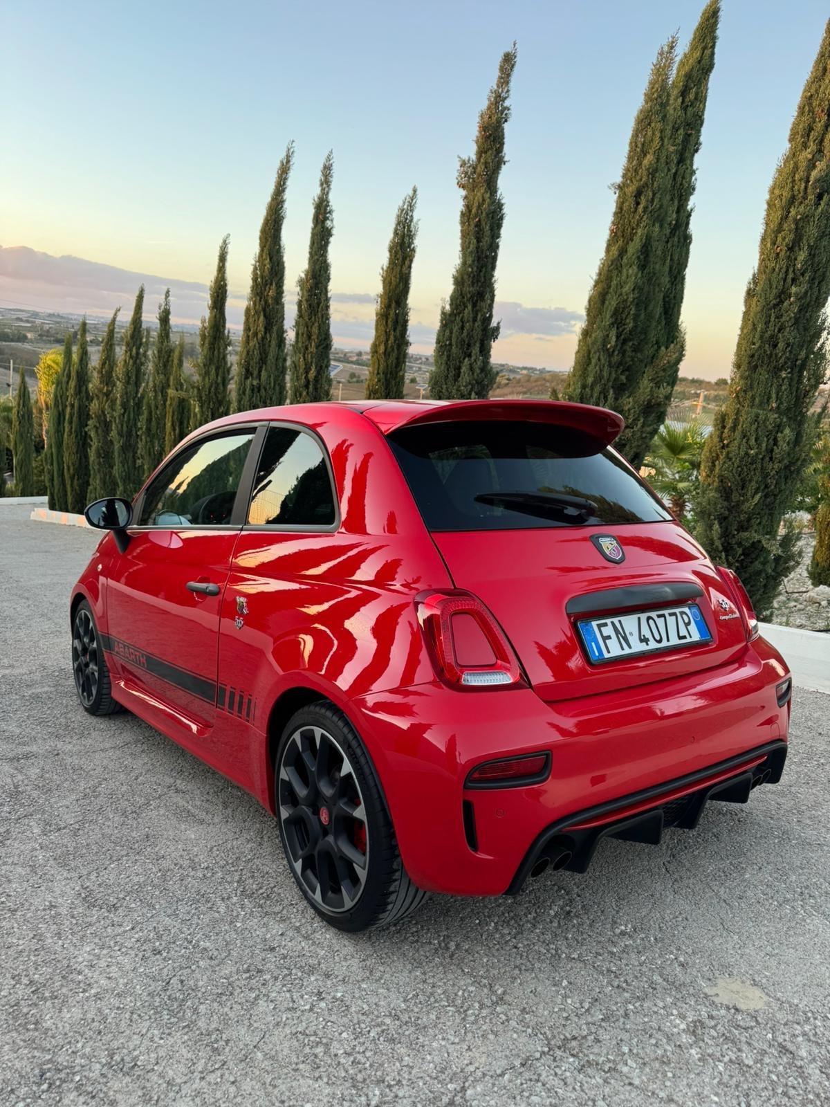 Abarth 595 1.4 Turbo T-Jet 180 CV Competizione