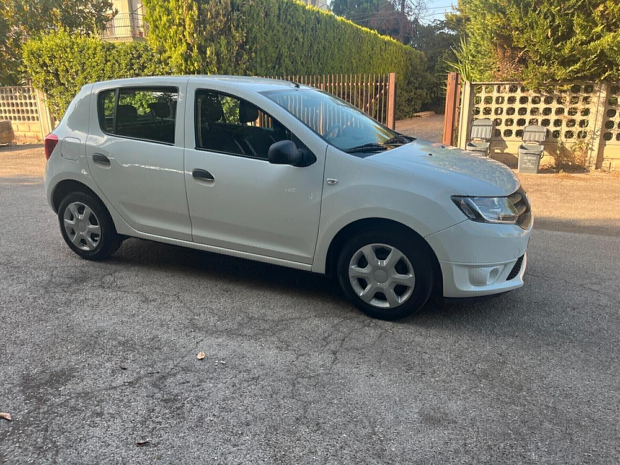 Dacia Sandero 1.2 GPL 75CV Lauréate Garantita