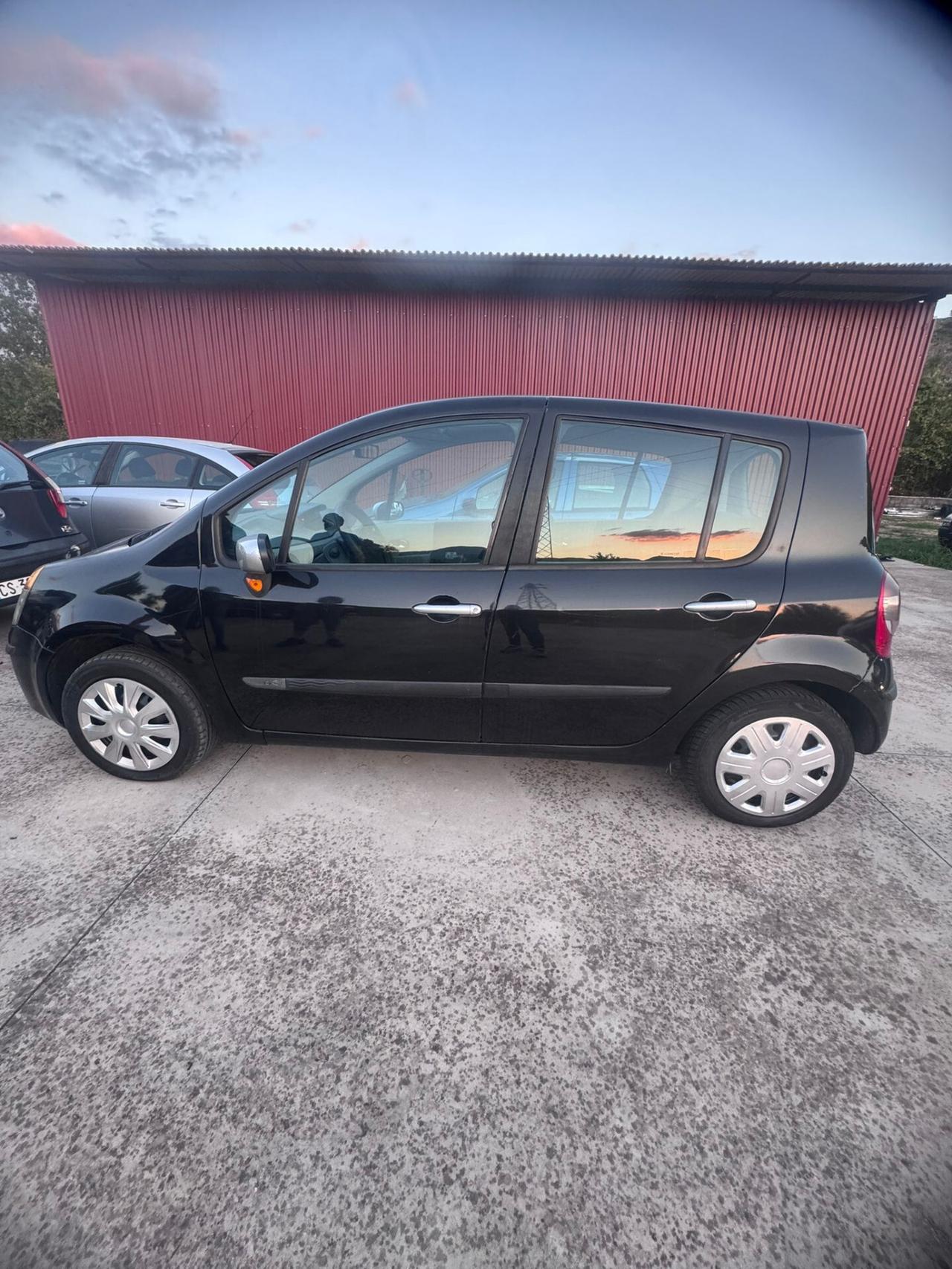 Renault Modus 1.5 dCi 65CV Luxe Privilège