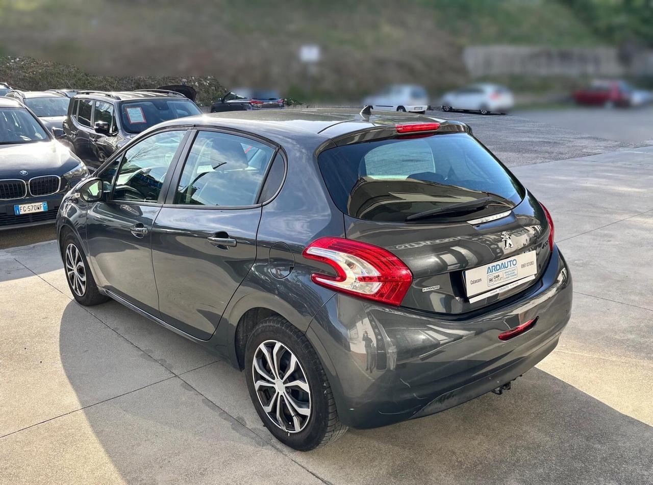 Peugeot 208 1.4 Vti Gpl Active 95 cv