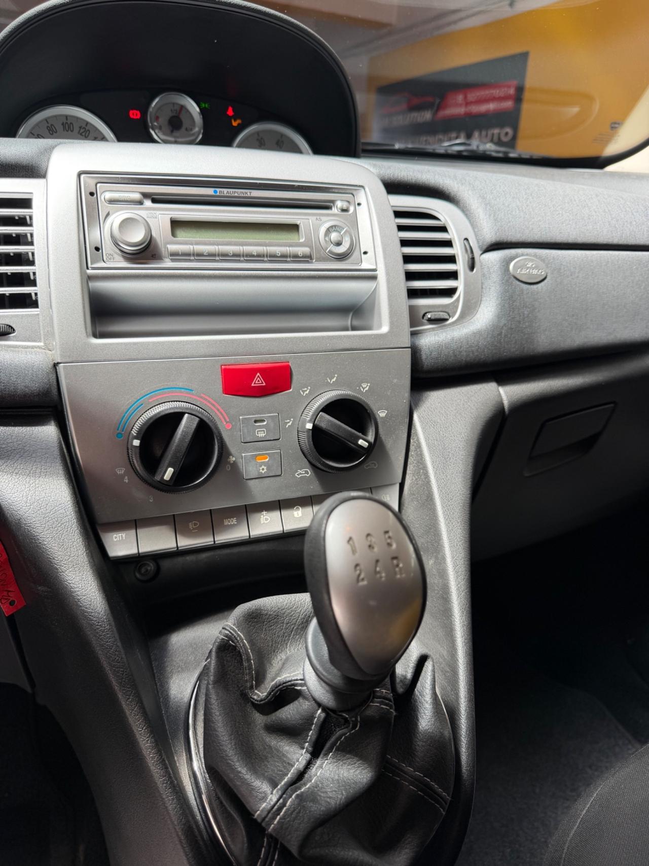 Lancia Ypsilon 1.2 Neopatentati Euro 5