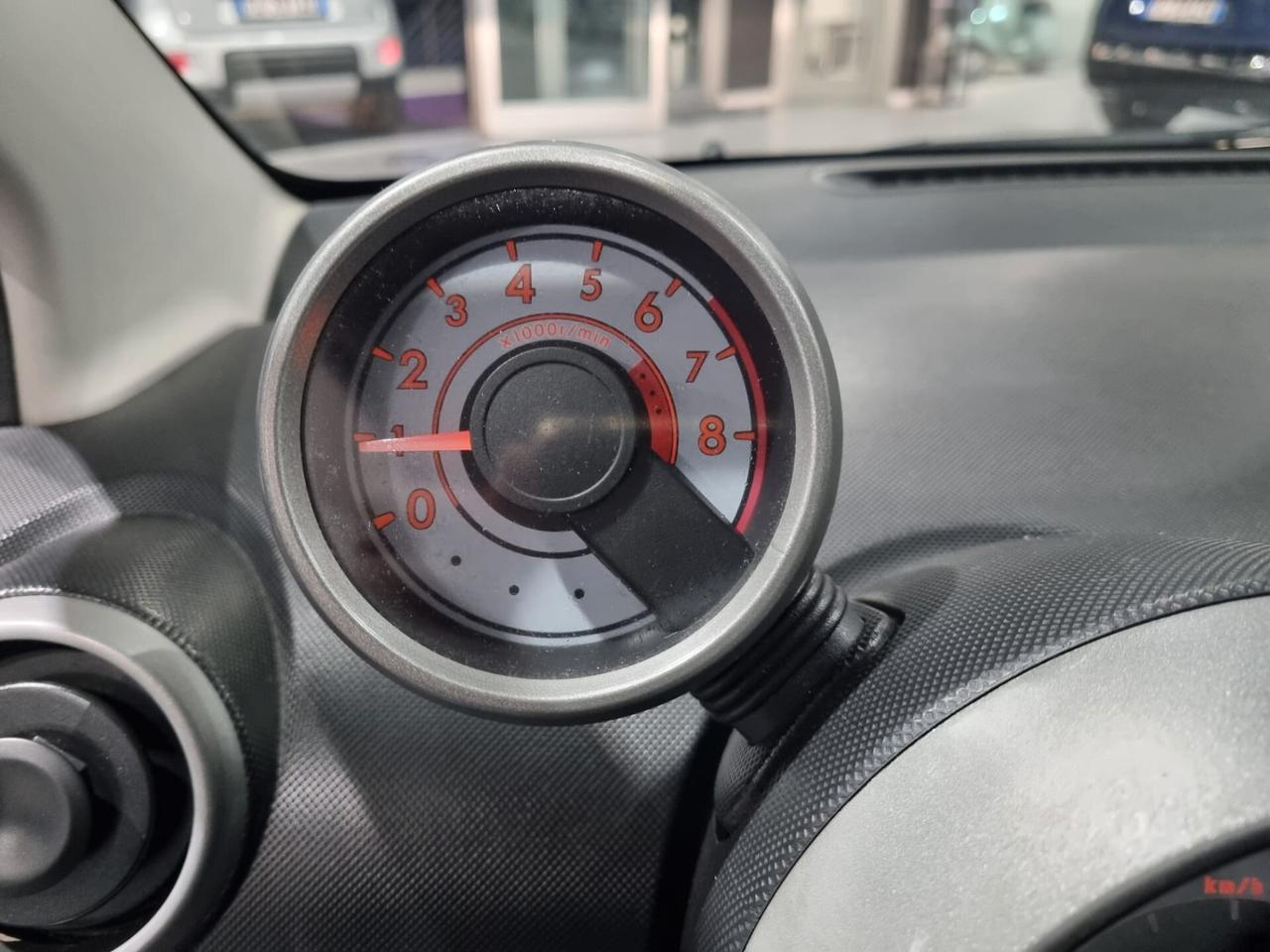 Peugeot 107 5p 1.0 12v