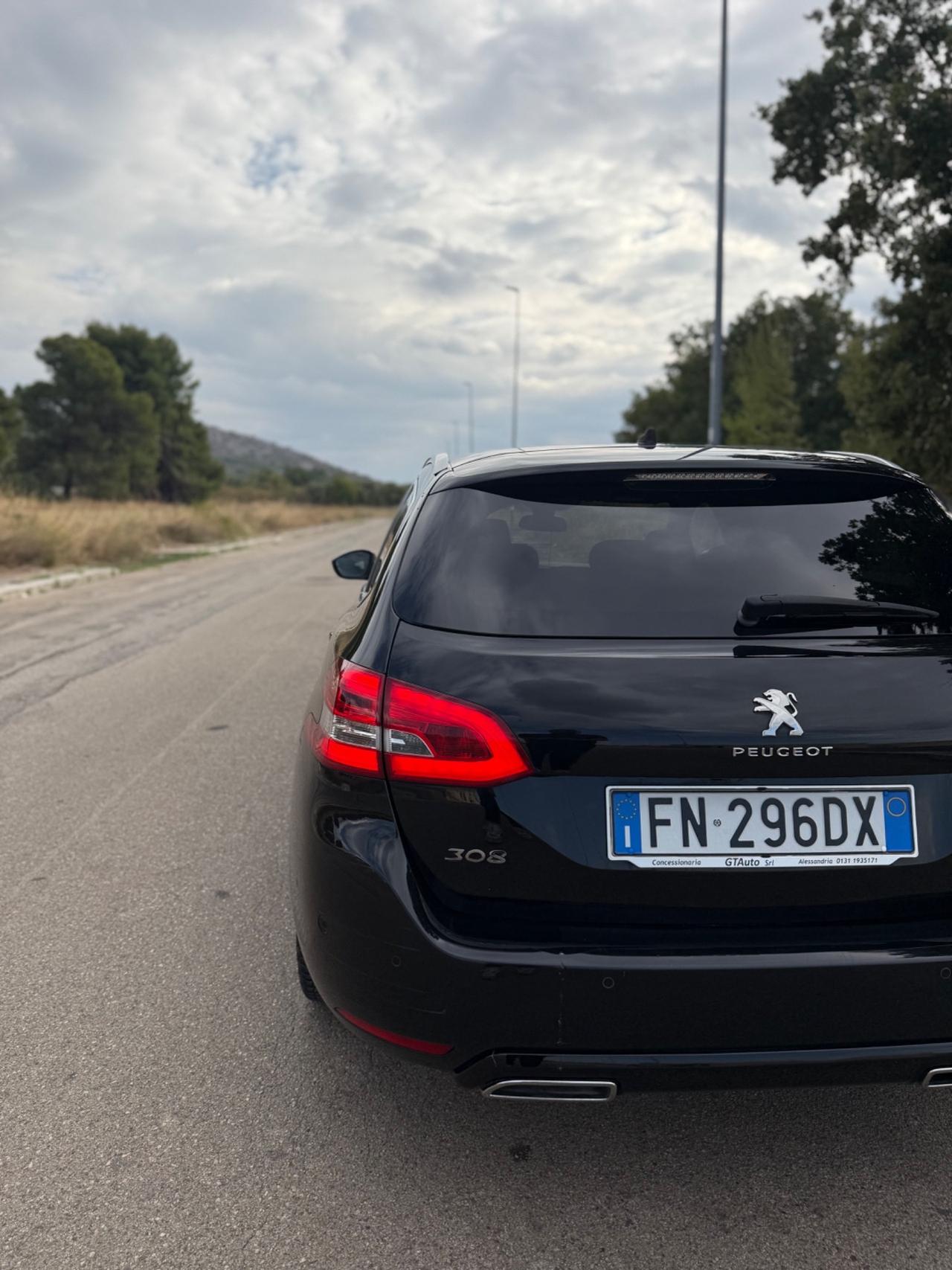 Peugeot 308 BlueHDi 120 S&S EAT6 SW GT Line