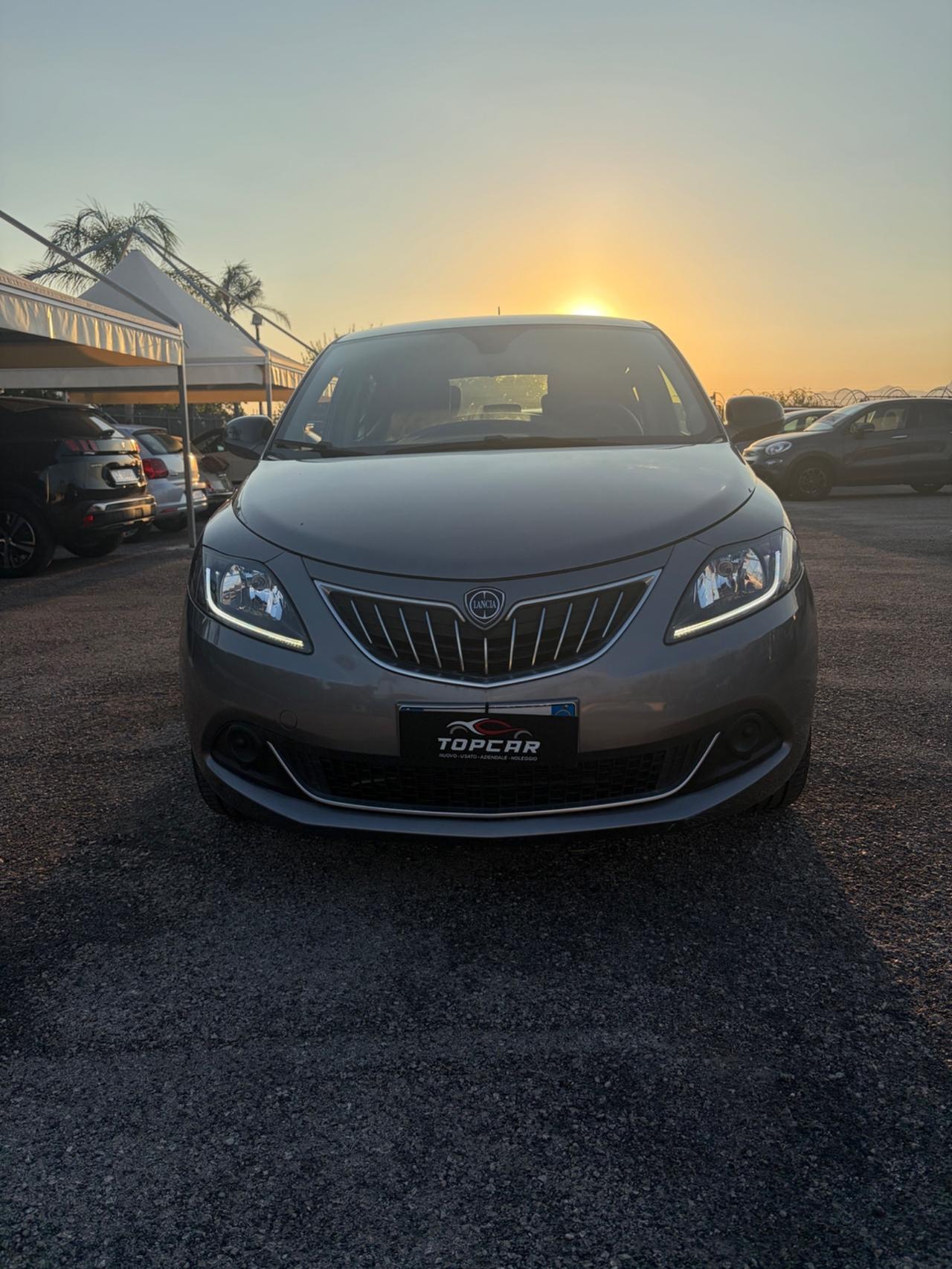 Lancia Ypsilon 1.0 FireFly 5 porte S&S Hybrid Silver Plus