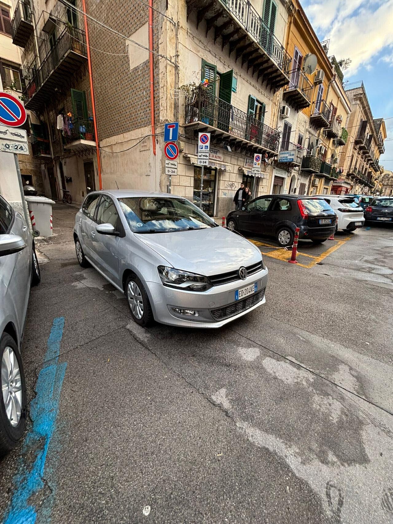 Volkswagen Polo 1.4 5 porte Highline FINANZIABILE NEOPATENTATI