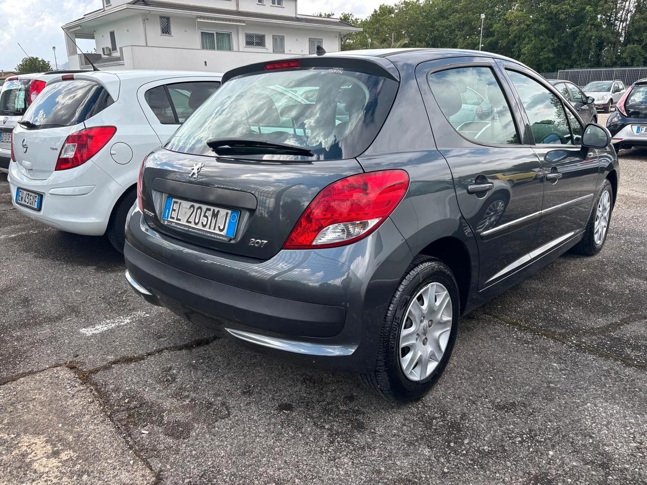 Peugeot 207 1.4 HDi 70CV 5 porte - 2012