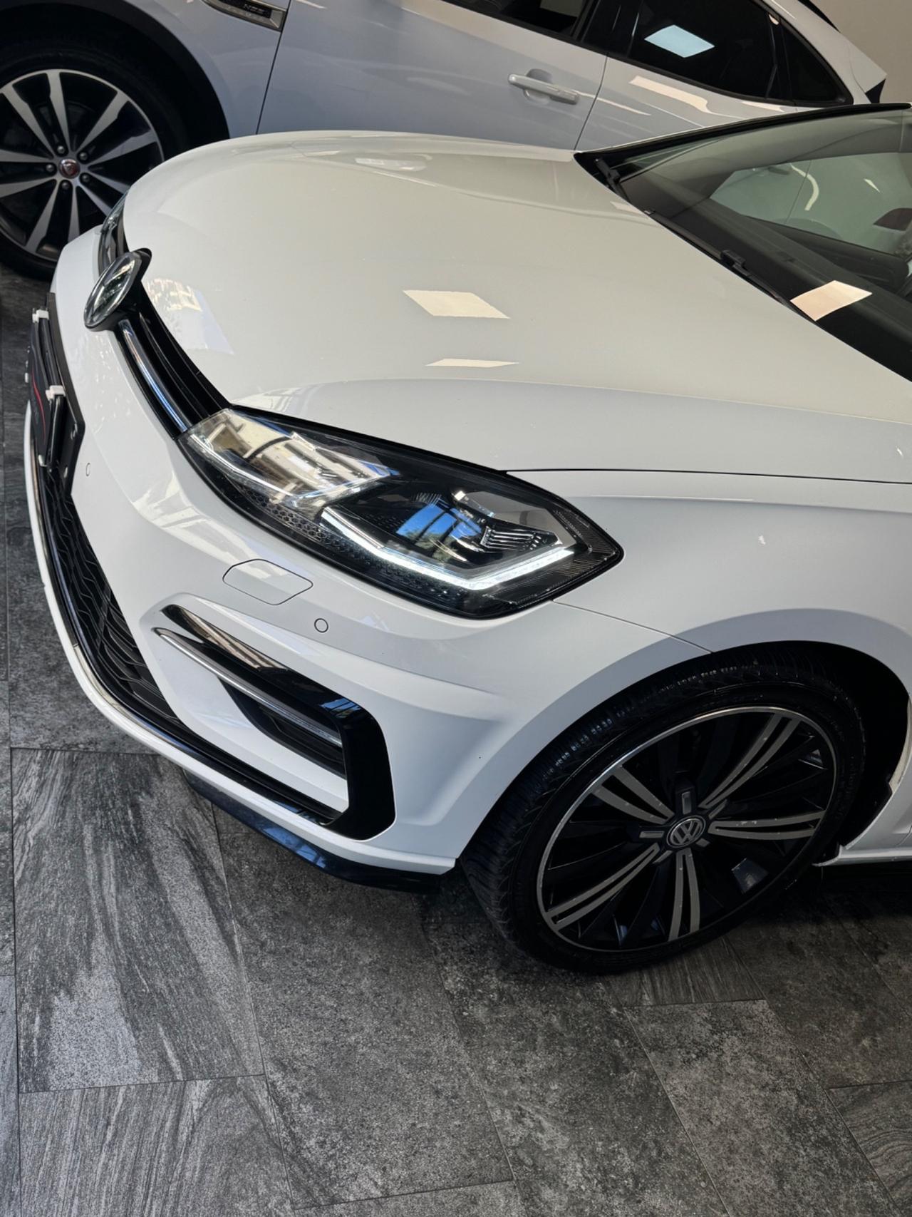 VOLKSWAGEN GOLF 7.5 2.0 TDI 150 CV DSG R-LINE