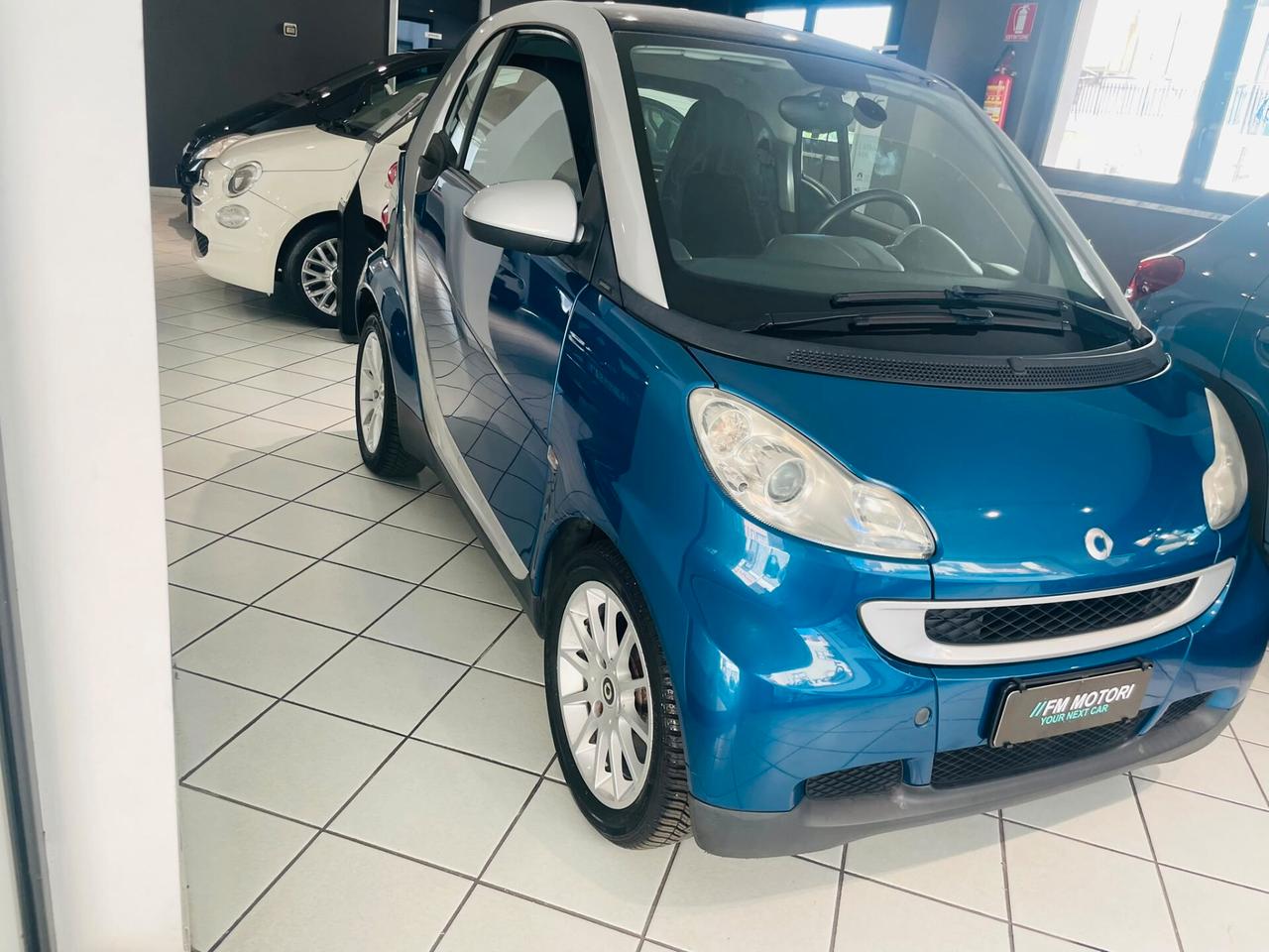 Smart ForTwo 1000 52 kW MHD coupé pure