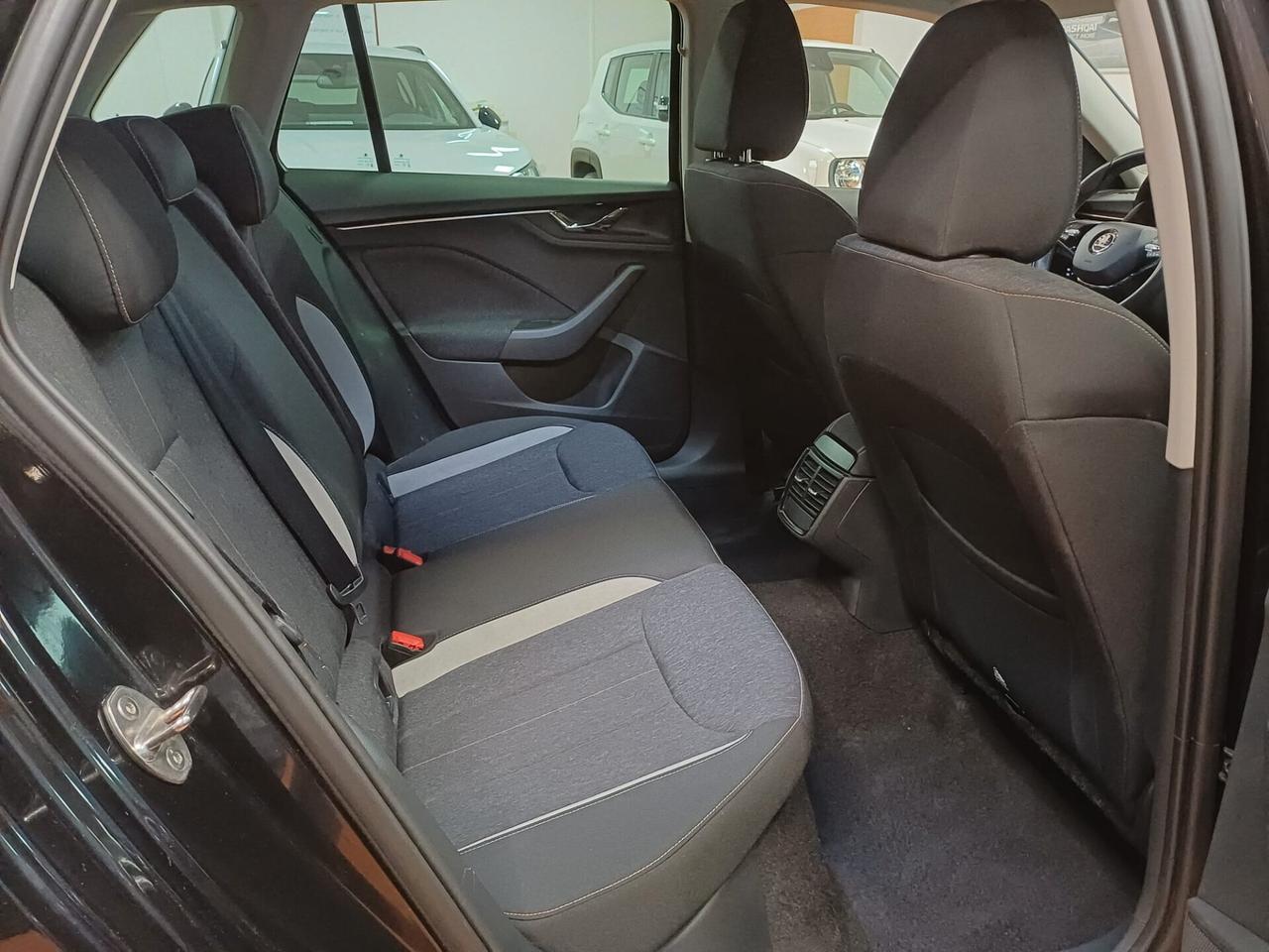 Skoda Kamiq 1.0 TSI Black Dots