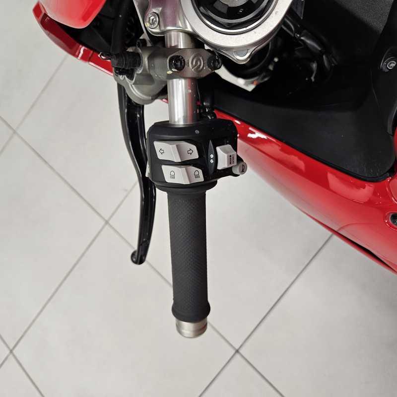 Ducati Panigale V2 - 2023