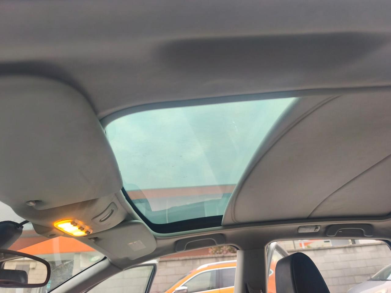 Nissan Qashqai 4×4--2008---2.0 Diesel