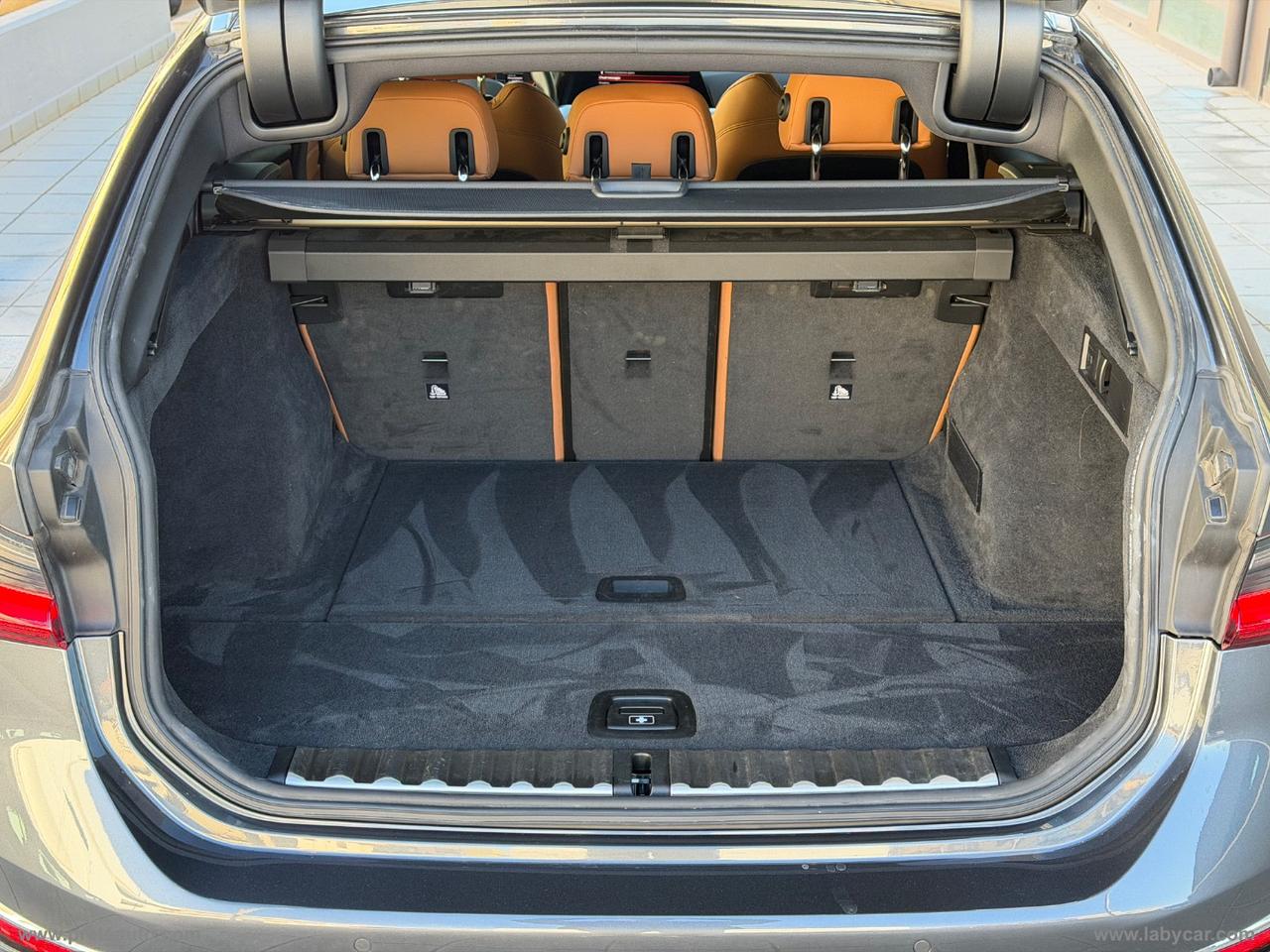 BMW 320d xDrive Touring Luxury