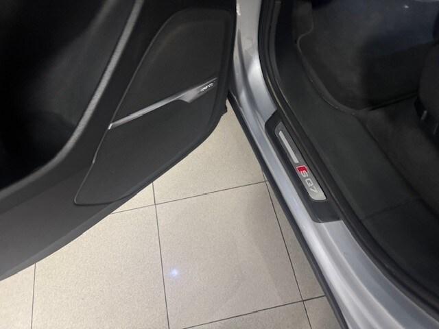 AUDI Q7 2ª serie SQ7 4.0 V8 TDI quattro tiptro...