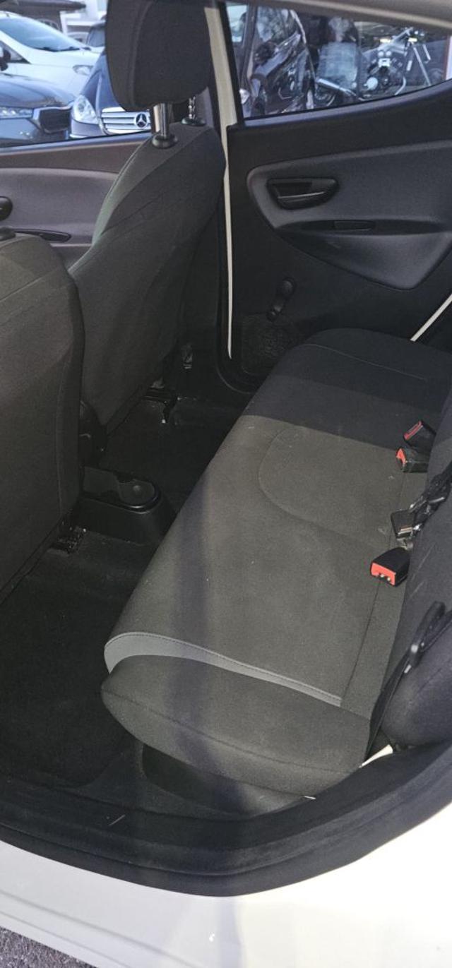 LANCIA Ypsilon 1.2 69 CV 5 porte GPL Ecochic Silver