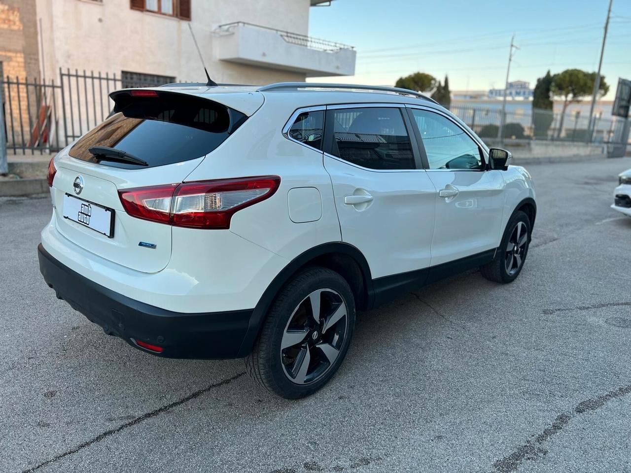 Nissan Qashqai 1.6 dCi 2WD 360